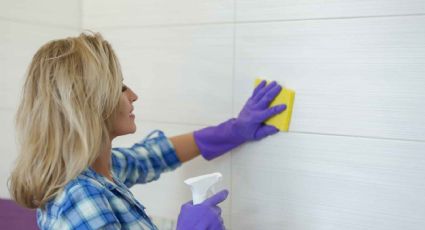 Remedios caseros infalibles para limpiar los azulejos del baño y dejarlos impecables