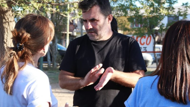 Martínez anunció que brindarán créditos promocionales para PyMes petroleras en Neuquén