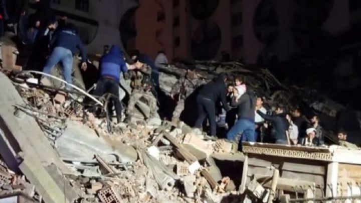Un segundo terremoto sacudió Turquía luego del sismo que dejó más de 2500 muertos