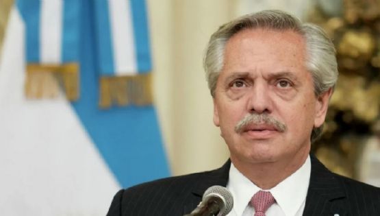 Por un fuerte dolor lumbar, trasladaron a Alberto Fernández al Sanatorio Otamendi
