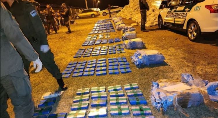 Gendarmería secuestró un cargamento con 420 kilos de cocaína en Rosario