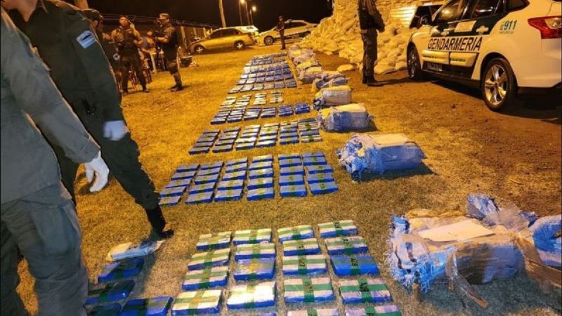 Gendarmería secuestró un cargamento con 420 kilos de cocaína en Rosario