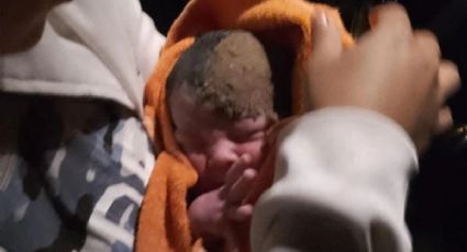 Milagro en Balsa Las Perlas: auxilió a una mujer que parió a su bebé en plena calle