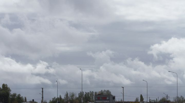 Clima en Neuquén: se viene un miércoles nublado con lluvias y neviscas en la cordillera