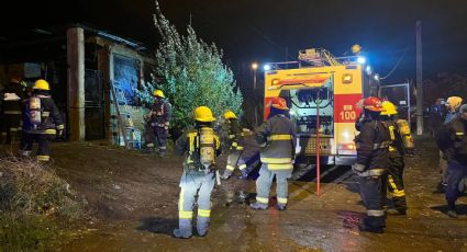 Incendio en Chacra 28: una persona está grave por inhalación de humo