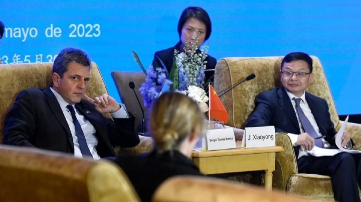 El Gobierno autorizó operaciones por la mitad del primer tramo del swap acordado con China