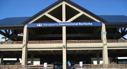 Un grupo de personas que viajaban a Neuquén quedaron varadas en el aeropuerto de Bariloche