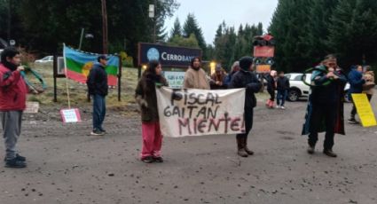 La comunidad Paicil Antreao se manifestó en el cerro Bayo y denunció al fiscal Gaitán