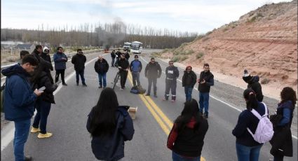 Trabajadores del EPAS de Neuquén cortaron el tránsito por varias horas en el tercer puente
