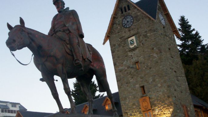 Continúan las disputas por el monumento a Roca de Bariloche y para el intendente es "ideológico"