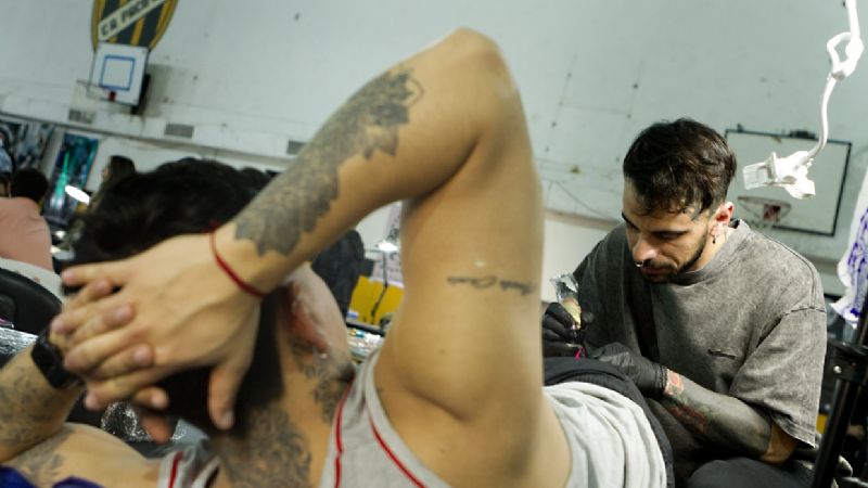 Patagonia Tatoo: el arte en vivo de 80 tatuadores durante dos días en un mismo lugar