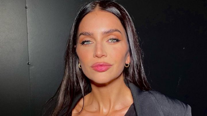 Colores tierra y estilos minimalistas: Zaira Nara se lució con su colección de microbikinis