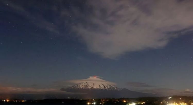Afirmaron que no hay una erupción inminente del volcán Villarrica en Chile