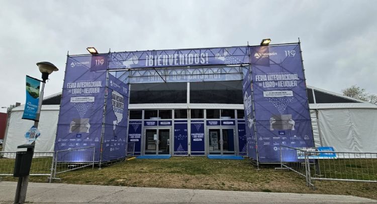 El gobierno de Gaido gastó más de 125 millones en la Feria del Libro