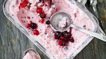 Helado casero de yogur: refrescante, muy fácil de hacer y con solo 3 ingredientes