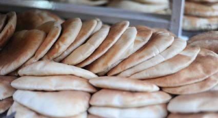 Pan árabe integral y crujiente: con pocos ingredientes y listo en minutos para hacer tostados